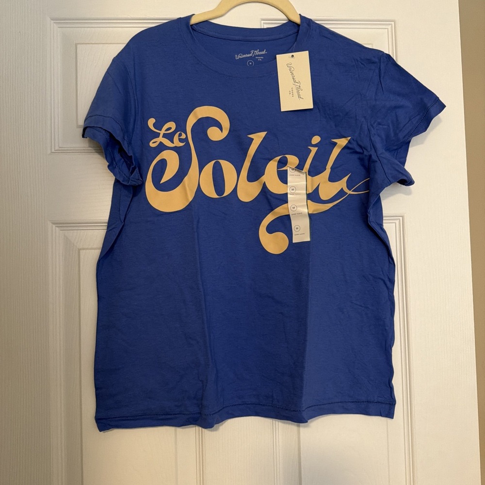 Universal Thread Women M T-Shirt Blue Cotton Graphic Le Soleil Short Sleeve NWT